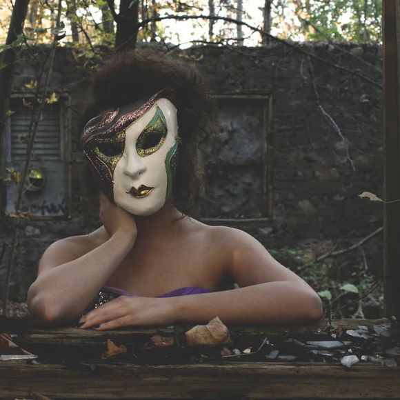 Meet your Posher, Lily - Picture 1 of 1